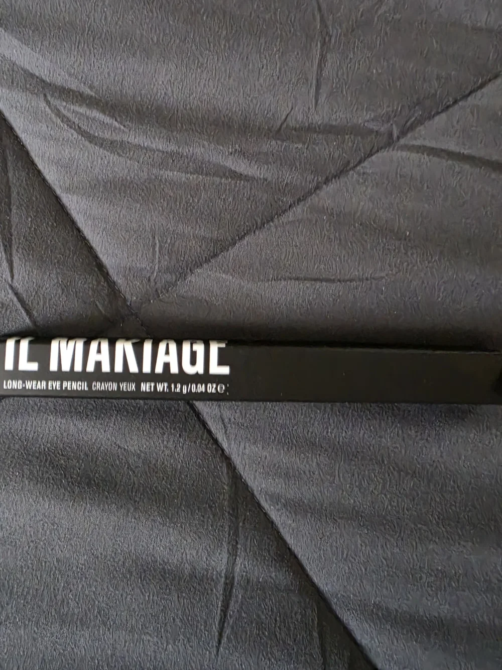 IL Makiage Long-Wear Eye Pencil - Black